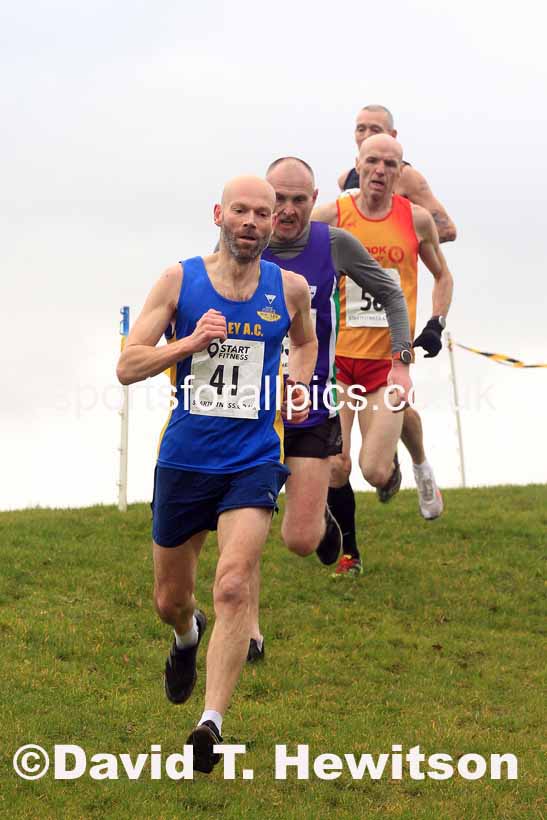 Mens 35 to 64 2023 NEMAA Cross Country, Croft Circuit, North Yorkshire. Photo: David T. Hewitson/Sports for All Pics